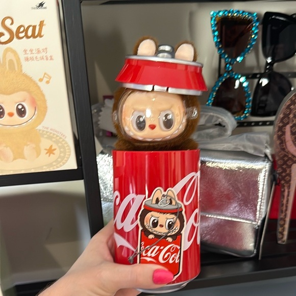 Coca-Cola SECRET “Mysterious Guest” Labubu - All sales final - 100% Authentic - Picture 2 of 9
